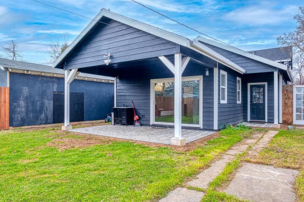 הוילה סקרמנטו 4Br Victorian Walk To Uc Davis & Shriner Med Cen מראה חיצוני תמונה