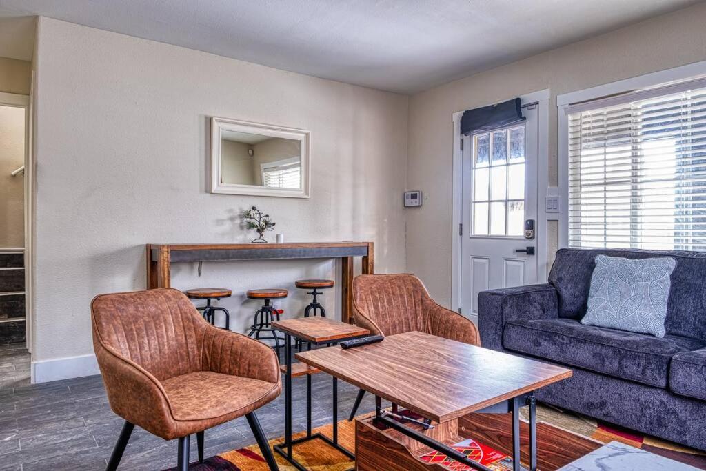 הוילה סקרמנטו 4Br Victorian Walk To Uc Davis & Shriner Med Cen מראה חיצוני תמונה